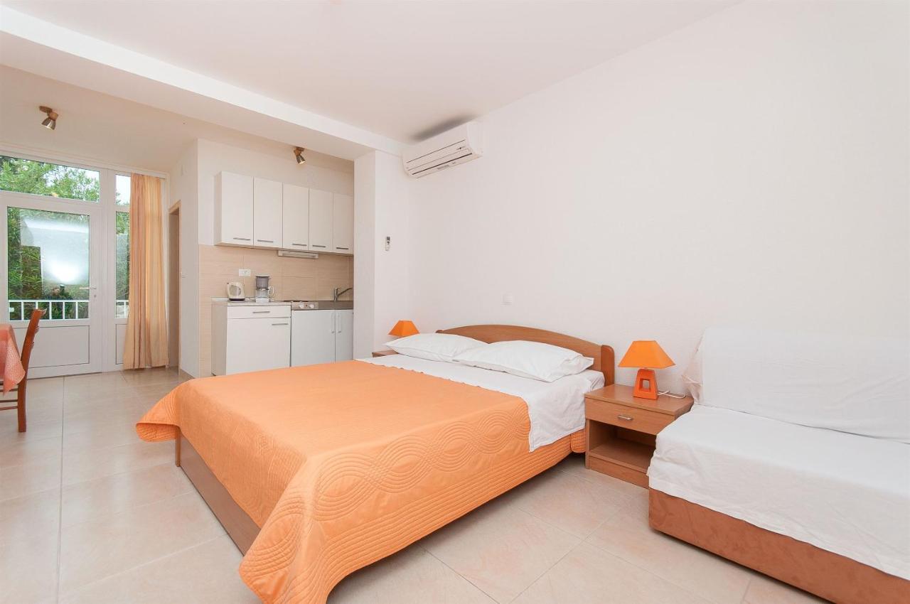 Apartments Ante Makarska Exterior foto