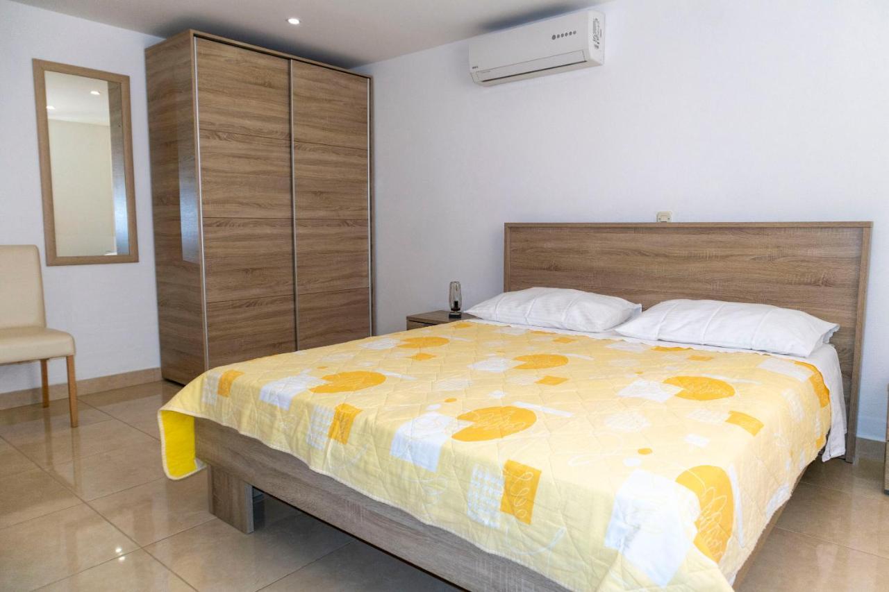 Apartments Ante Makarska Exterior foto