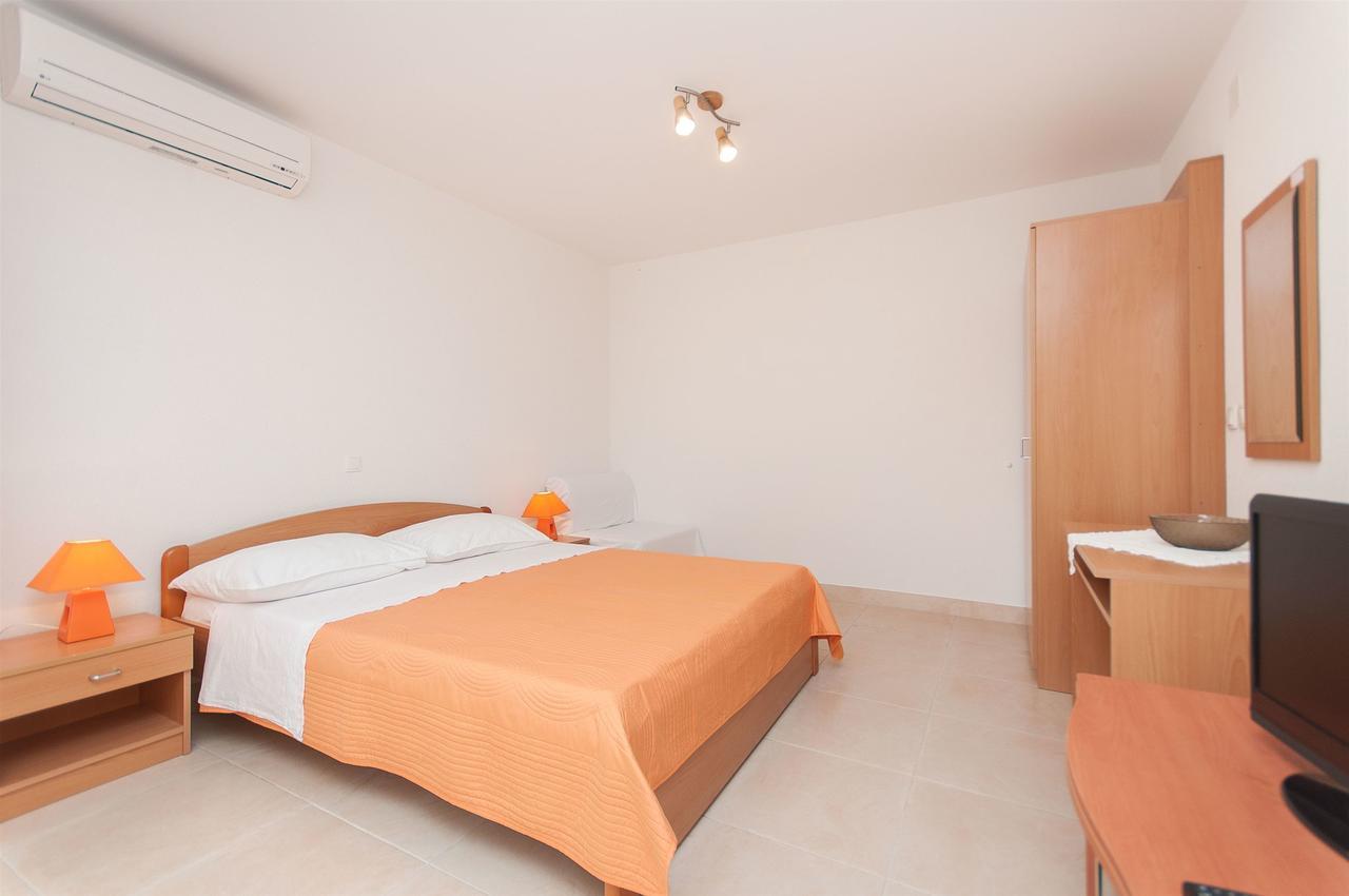 Apartments Ante Makarska Exterior foto